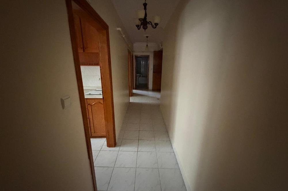 MALTEPE KÜÇÜKYALI SAHİL MARMARAY YAKINI BALKONLU 2+1 DAİRE