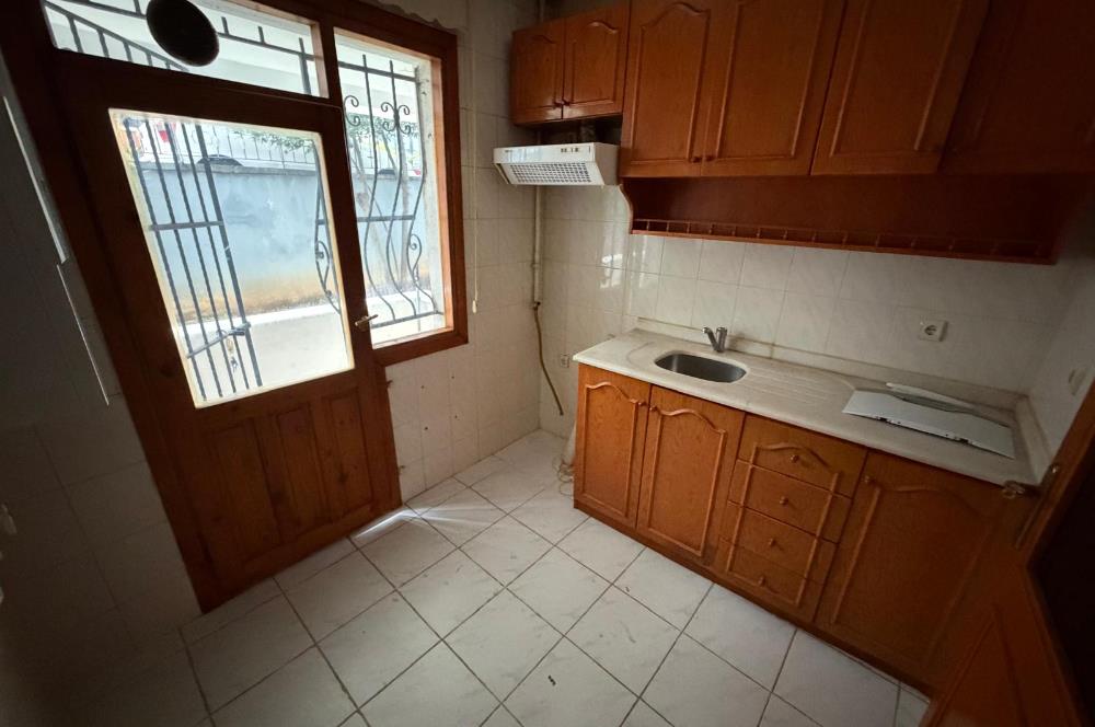 MALTEPE KÜÇÜKYALI SAHİL MARMARAY YAKINI BALKONLU 2+1 DAİRE