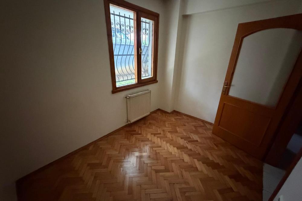 MALTEPE KÜÇÜKYALI SAHİL MARMARAY YAKINI BALKONLU 2+1 DAİRE