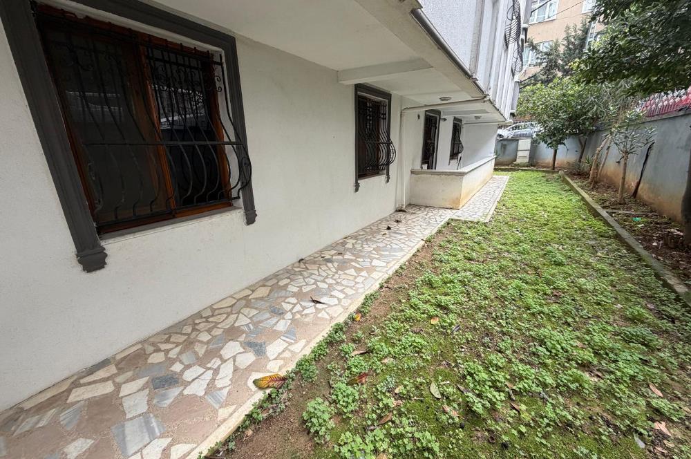 MALTEPE KÜÇÜKYALI SAHİL MARMARAY YAKINI BALKONLU 2+1 DAİRE