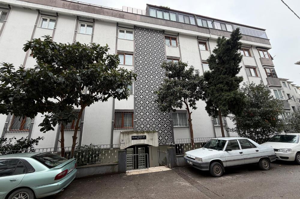 MALTEPE KÜÇÜKYALI SAHİL MARMARAY YAKINI BALKONLU 2+1 DAİRE