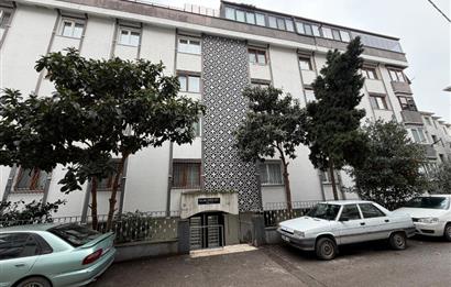 MALTEPE KÜÇÜKYALI SAHİL MARMARAY YAKINI BALKONLU 2+1 DAİRE