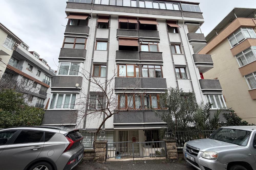 MALTEPE KÜÇÜKYALI SAHİL MARMARAY YAKINI BALKONLU 2+1 DAİRE