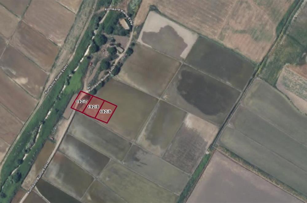 ÇANAKKALE BİGA BOZLAR KÖYÜ 495 m² VİLLA İMARLI YATIRIMLIK ARSA