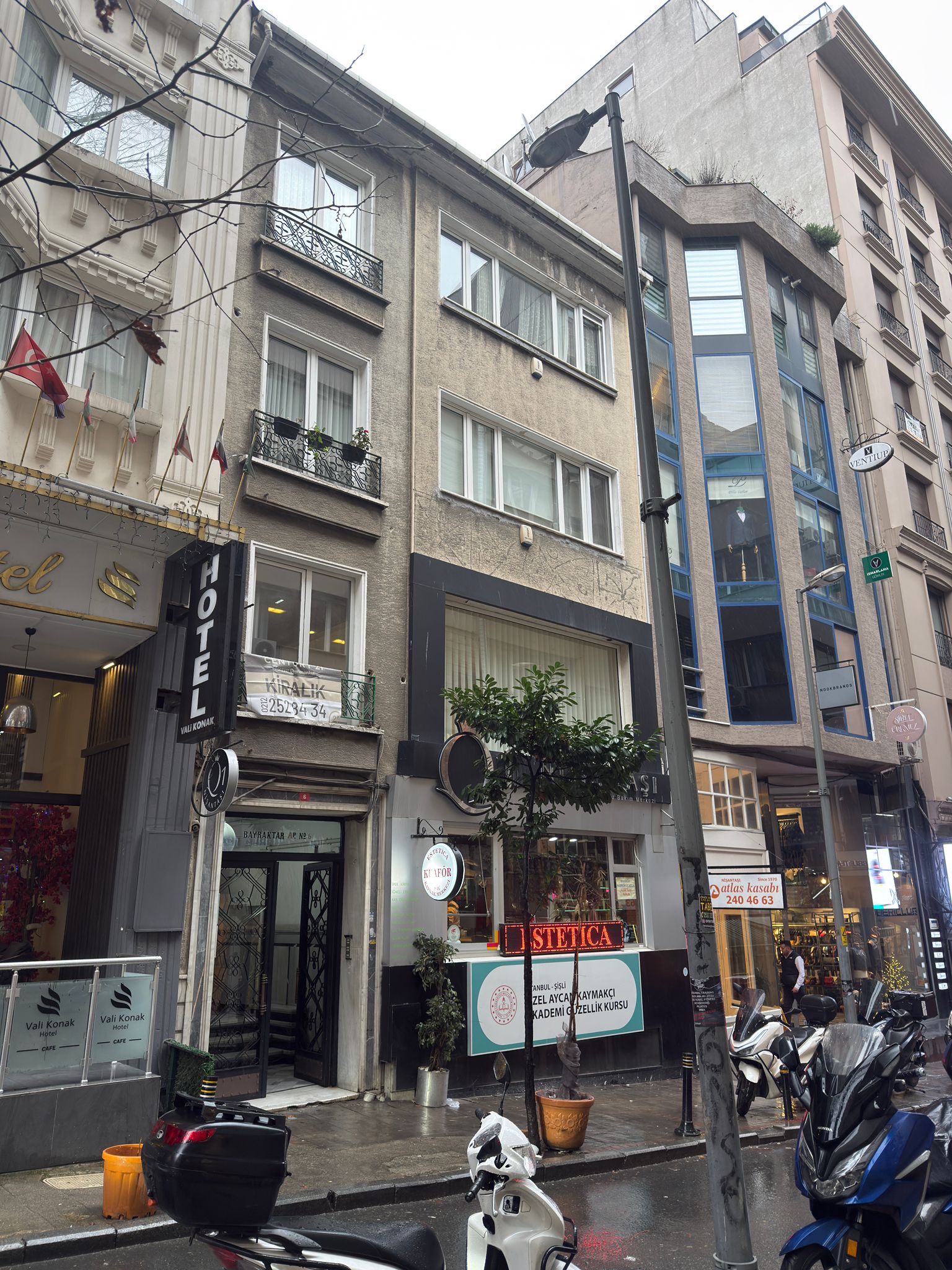 NİŞANTAŞI VALİKONAĞI 1.KAT 4 +1 KİRALIK ÇOK AMAÇLI İŞYERİ