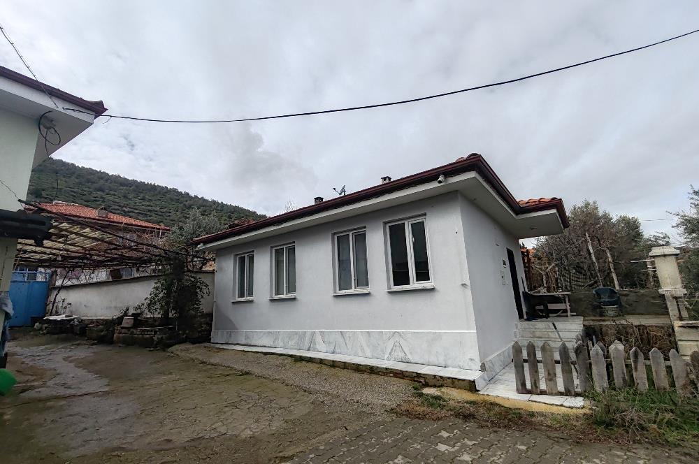 Tavas Solmaz Mahallesinde Satılık Müstakil Ev 