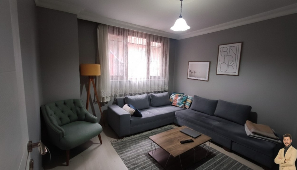 KAĞITHANEDE METROYA YÜRÜME MESAFESİNDE SATILIK 1+1 DAİRE