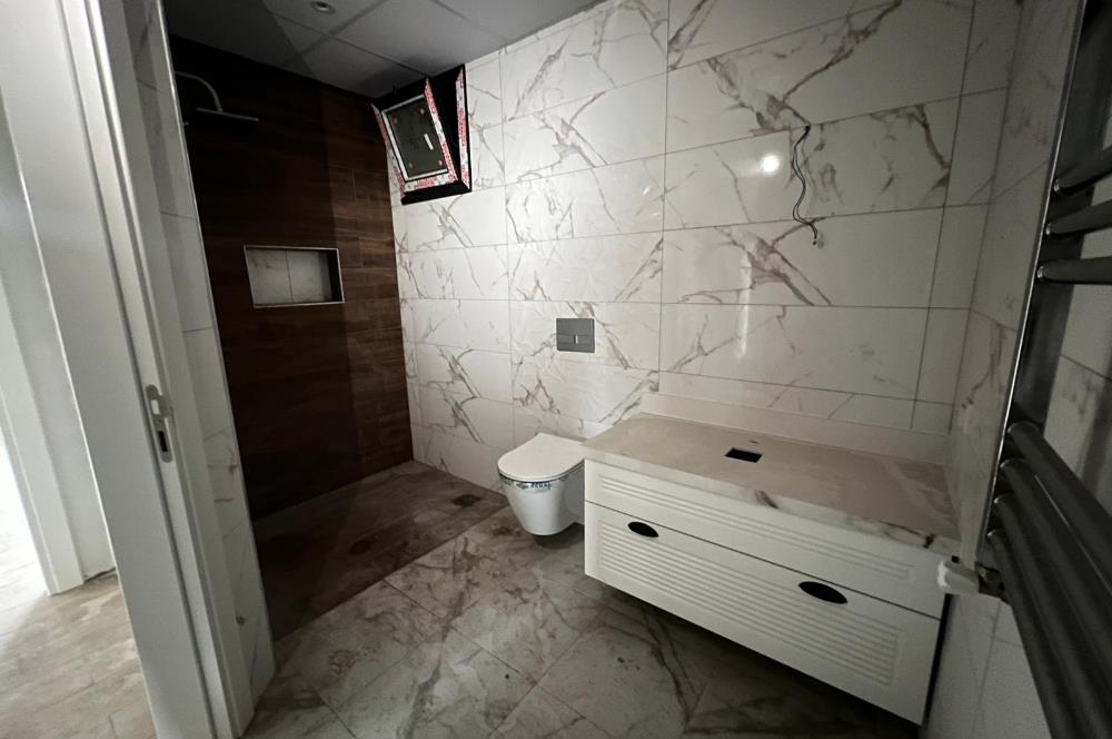 C21 BAL'DAN TOYGAR MAH. GENİŞ TERASLI SATILIK 4+1 VİLLA