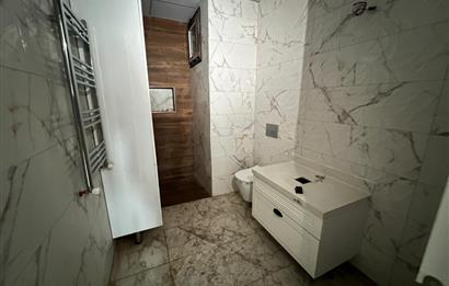 C21 BAL'DAN TOYGAR MAH. GENİŞ TERASLI SATILIK 4+1 VİLLA