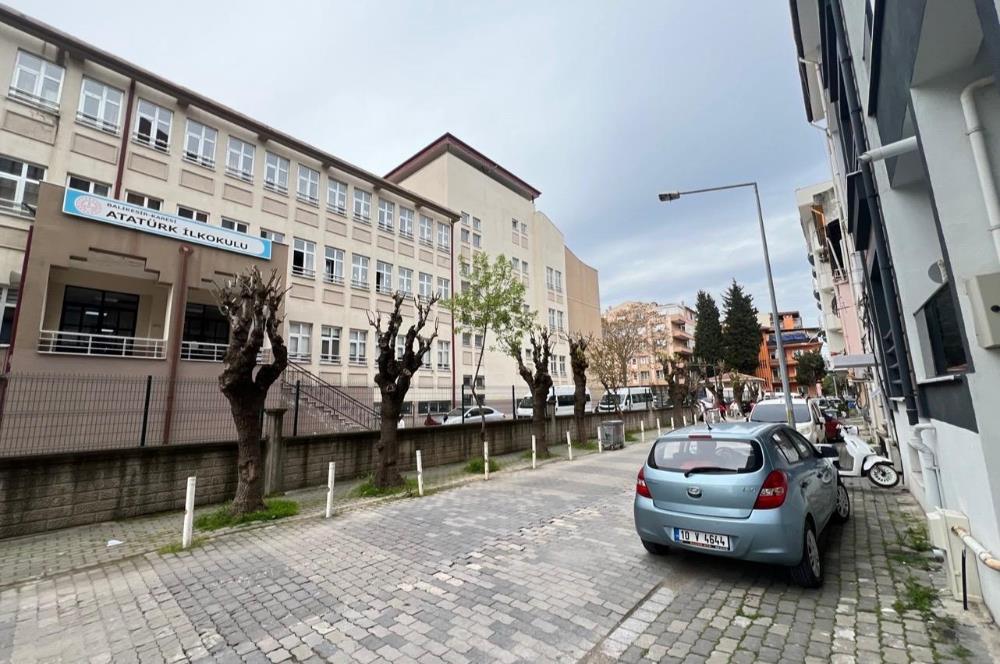 C21 BAL'DAN ATATÜRK MAH. 2+1 MERKEZİ KONUMDA SATILIK DAİRE