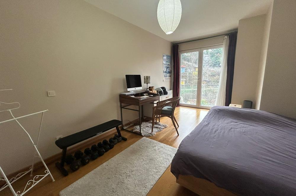 Çengelköy Bahçeli Vadi Sitesinde 1+1 Satılık Daire