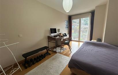 Çengelköy Bahçeli Vadi Sitesinde 1+1 Satılık Daire