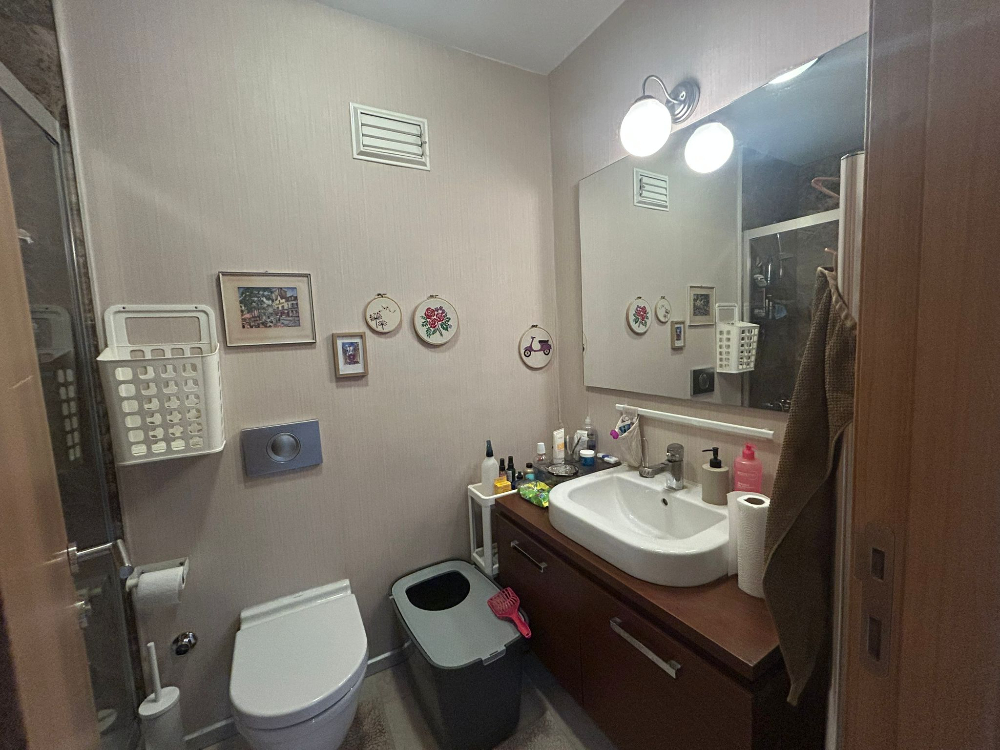 Çengelköy Bahçeli Vadi Sitesinde 1+1 Satılık Daire