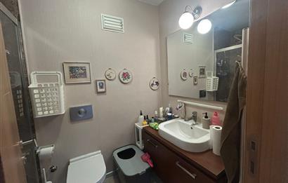 Çengelköy Bahçeli Vadi Sitesinde 1+1 Satılık Daire