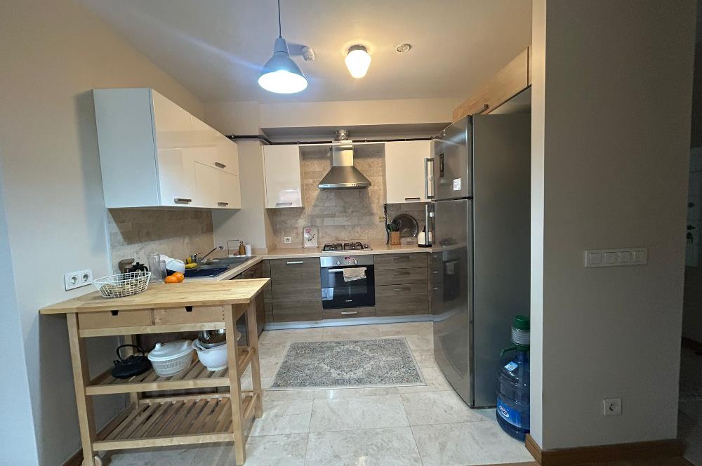 Çengelköy Bahçeli Vadi Sitesinde 1+1 Satılık Daire