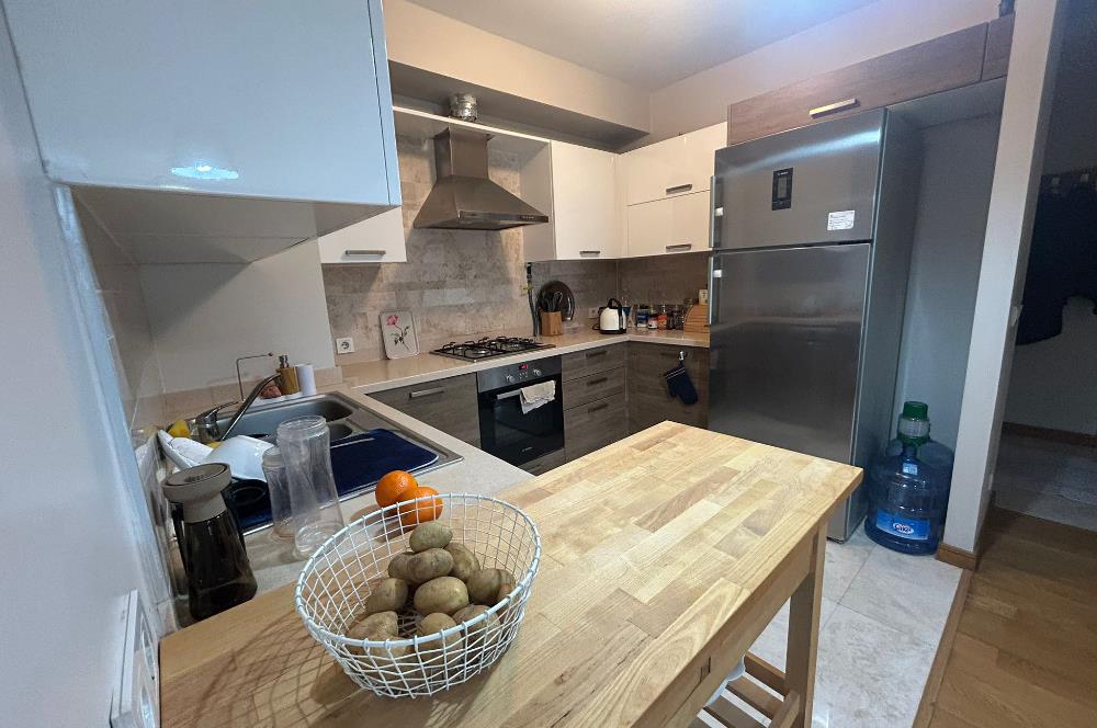 Çengelköy Bahçeli Vadi Sitesinde 1+1 Satılık Daire