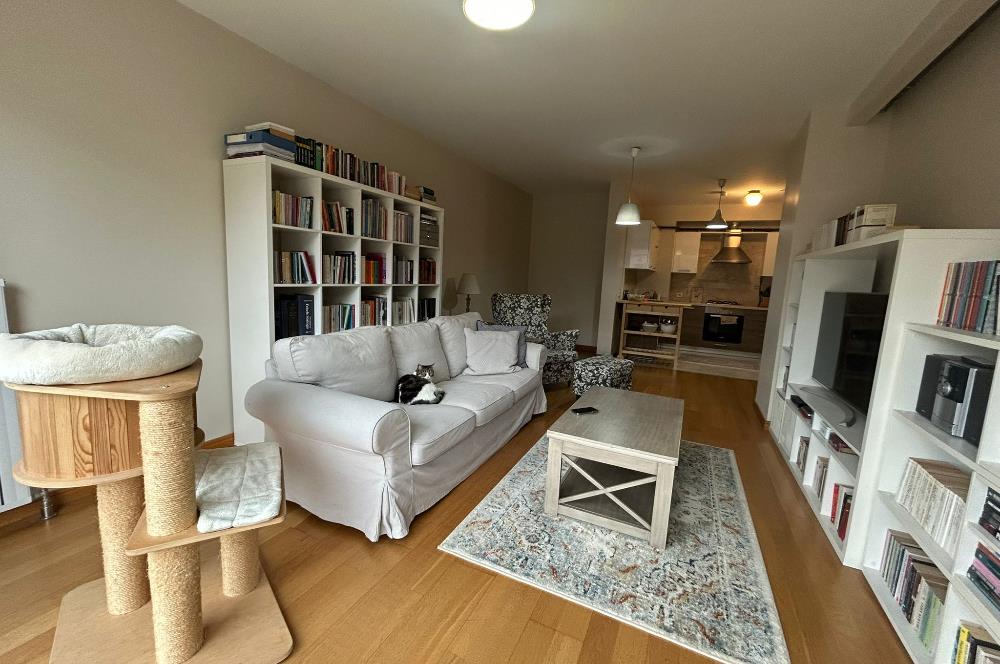 Çengelköy Bahçeli Vadi Sitesinde 1+1 Satılık Daire