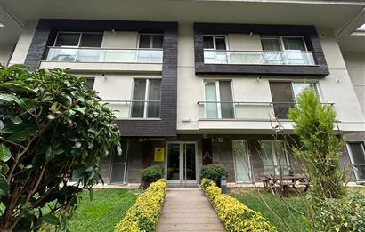 Çengelköy Bahçeli Vadi Sitesinde 1+1 Satılık Daire