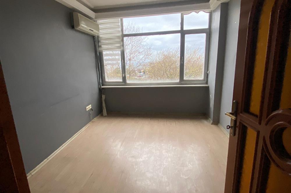 KARTAL BANKALAR CADDESİ'NDE KİRALIK 1+1 BÜRO OFİS