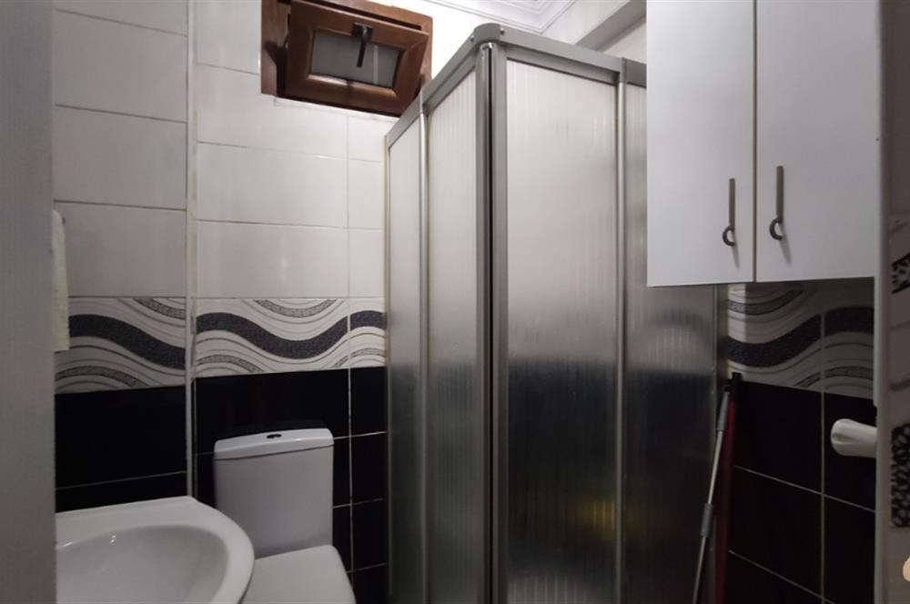 KAĞITHANEDE METROYA YÜRÜME MESAFESİNDE SATILIK 1+1 DAİRE