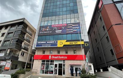 BAĞDAT CADDESİ'NDE 230 m2 NETOTOPARKLI PLAZA KATI