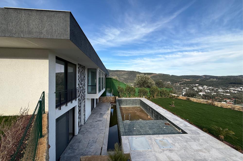 BODRUM KIZILAĞAÇ'DA 4+1 HAVUZLU DUBLEKS