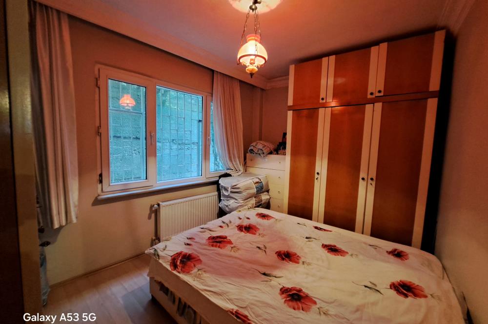 İcadiye’de Fıstıkağacı Metroya Yakın Krediye Uygun Satılık 3+1