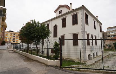 C21 Cius; Site İçerisinde 3+1 Asansörlü İçi Yapılı Kiralık Daire