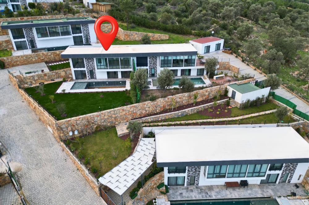 BODRUM KIZILAĞAÇ'DA 4+1 HAVUZLU DUBLEKS