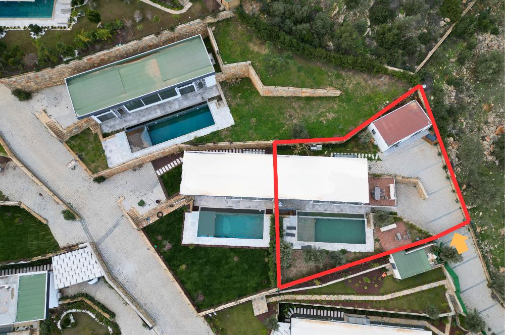 BODRUM KIZILAĞAÇ SATILIK 7+1 DUBLEKS VİLLA