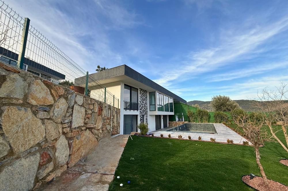 BODRUM KIZILAĞAÇ'DA 4+1 HAVUZLU DUBLEKS