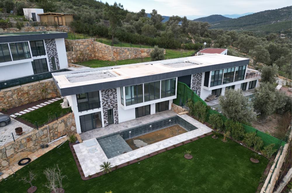 BODRUM KIZILAĞAÇ'DA 4+1 HAVUZLU DUBLEKS