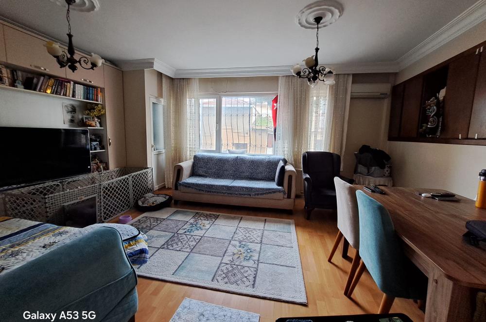 İcadiye’de Fıstıkağacı Metroya Yakın Krediye Uygun Satılık 3+1