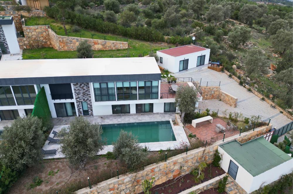 BODRUM KIZILAĞAÇ SATILIK 7+1 DUBLEKS VİLLA
