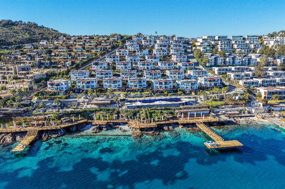 Bodrum Aura Residence Plajlı Manzaralı Bahçeli Satılık 3+1 Daire