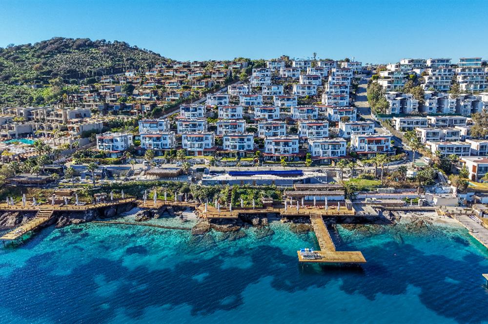 Bodrum Aura Residence Plajlı Manzaralı Bahçeli Satılık 3+1 Daire
