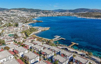Bodrum Aura Residence Plajlı Manzaralı Bahçeli Satılık 3+1 Daire
