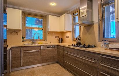 Bodrum Aura Residence Plajlı Manzaralı Bahçeli Satılık 3+1 Daire