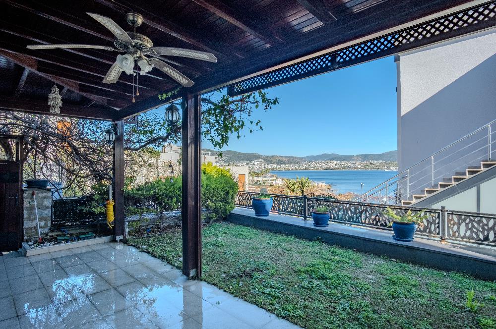 Bodrum Aura Residence Plajlı Manzaralı Bahçeli Satılık 3+1 Daire