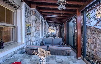 Bodrum Aura Residence Plajlı Manzaralı Bahçeli Satılık 3+1 Daire