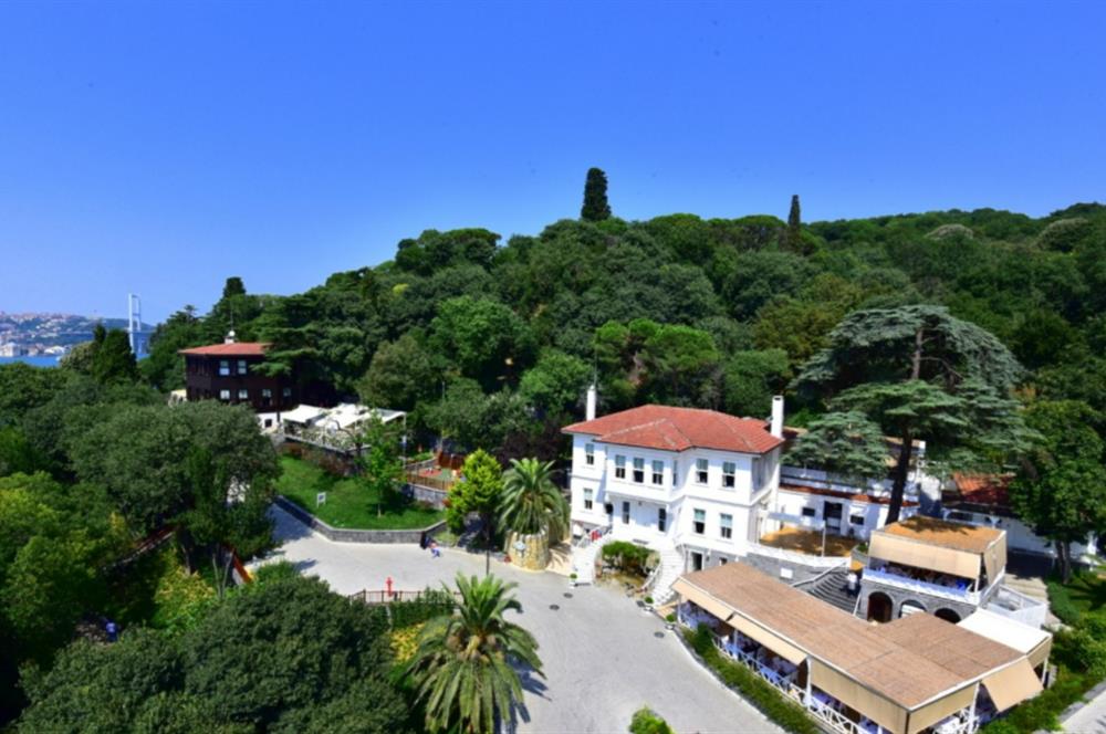 İcadiye’de Fıstıkağacı Metroya Yakın Krediye Uygun Satılık 3+1