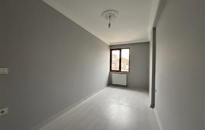 Ataşehir İnönü Mahallesi’nde | 3+1 100 m² | 2022 Yapımı | En Üst Kat | Asansörlü | 2 Balkon