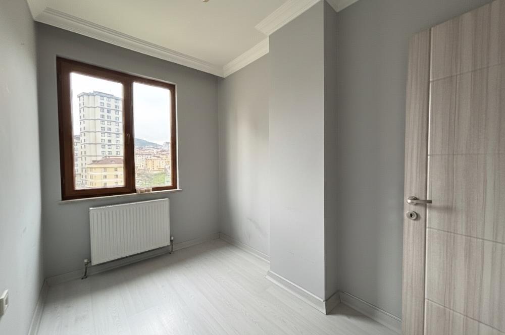 Ataşehir İnönü Mahallesi’nde | 3+1 100 m² | 2022 Yapımı | En Üst Kat | Asansörlü | 2 Balkon