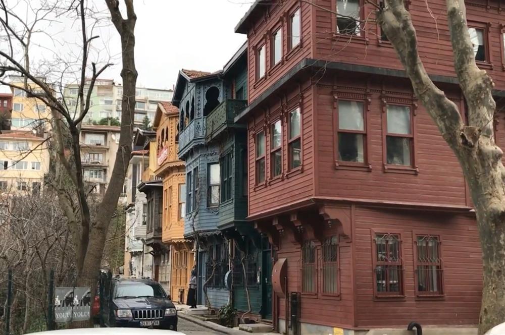 İcadiye’de Fıstıkağacı Metroya Yakın Krediye Uygun Satılık 3+1