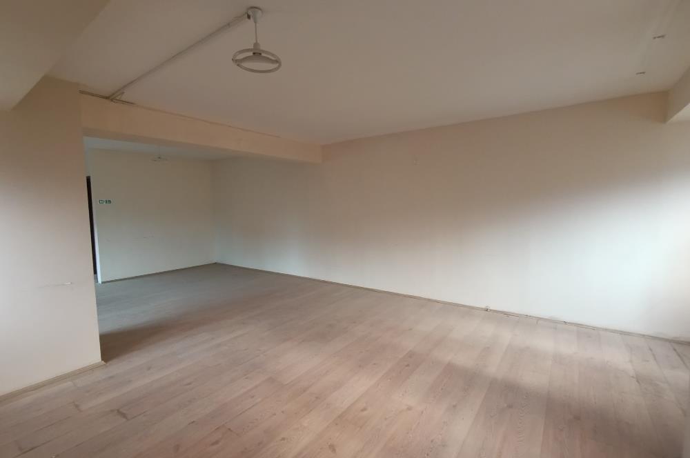 C21 LOFT'TAN İSTASYON CADDESİNDE KİRALIK OFİS