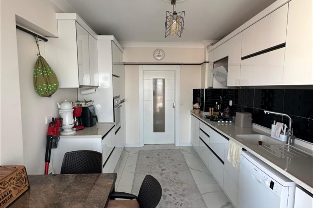 MERKEZİ KONUMDA SATILIK 130 M2 MANZARALI DAİRE