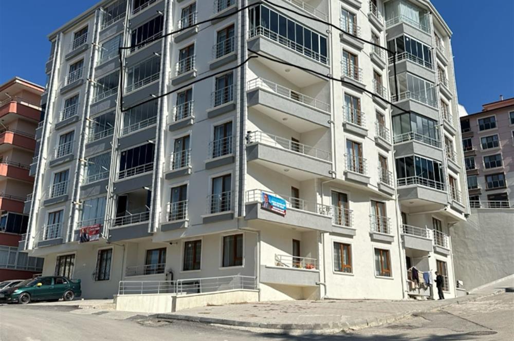 MERKEZİ KONUMDA SATILIK 130 M2 MANZARALI DAİRE