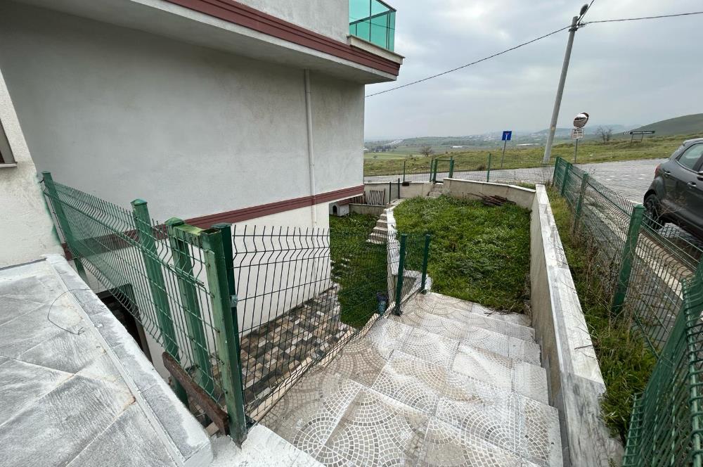 C21 BAL'DAN YENİ MAHALLE VİLLA BÖLGESİ 6+1 KİRALIK VİLLA