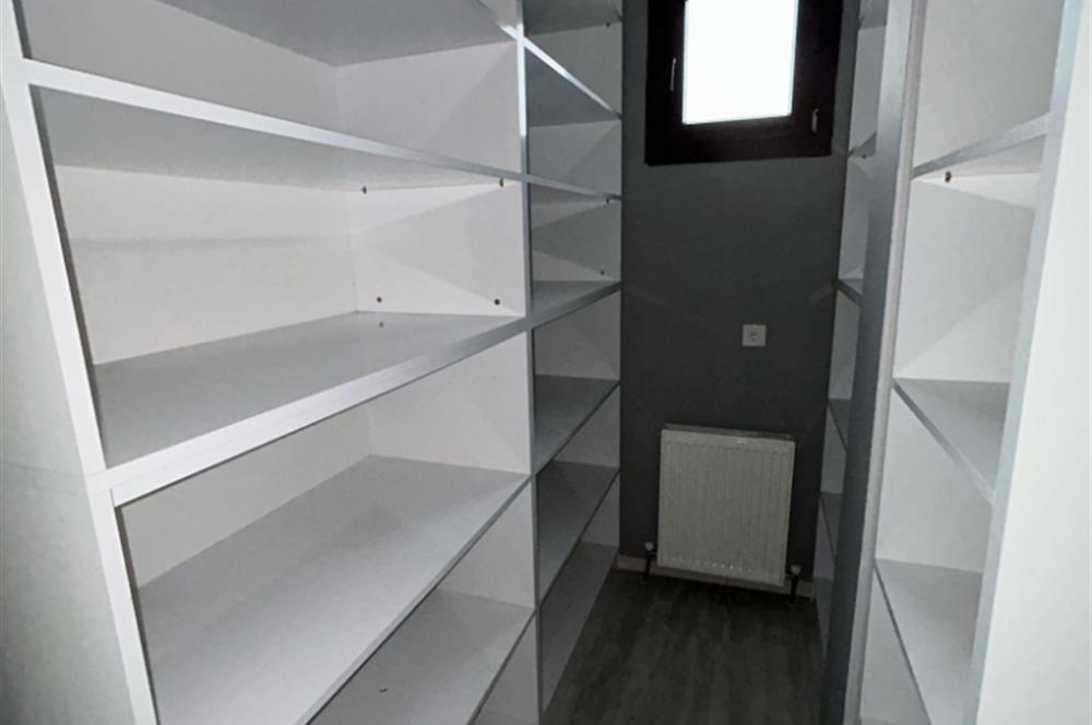 C21 BAL'DAN YENİ MAHALLE VİLLA BÖLGESİ 6+1 KİRALIK VİLLA