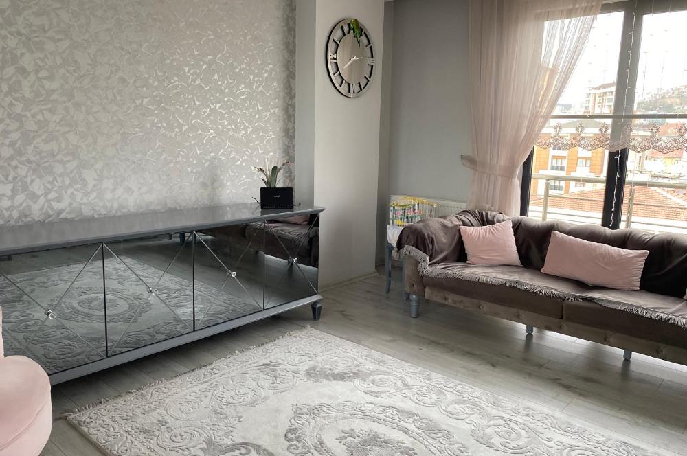 MALTEPE'DE DENİZ MANZARALI KİRALIK FERAH DAİRE 